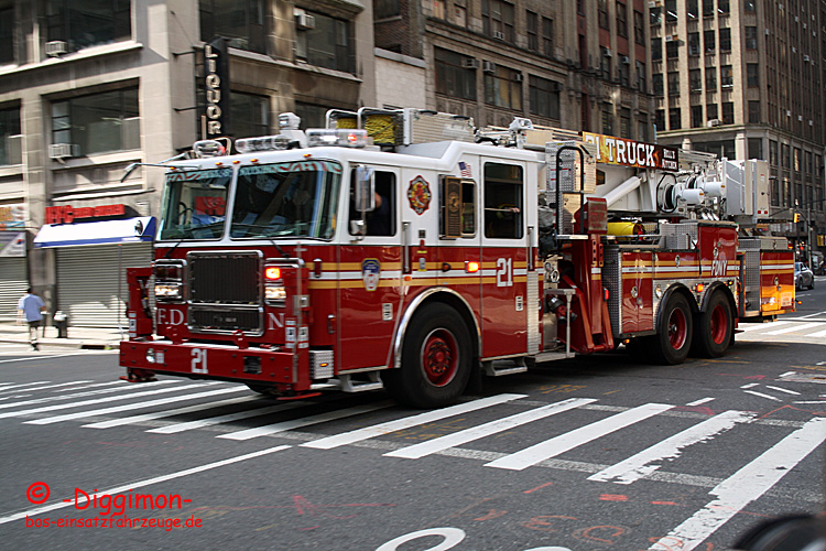 Towerladder 21 Manhatten